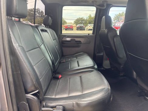 Used 2006 Ford F250 Lariat AWD/4WD image 13