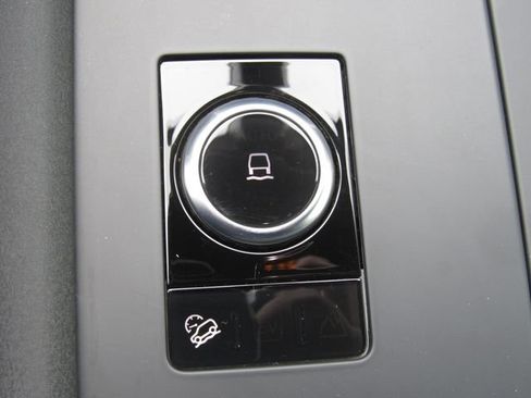 Used 2023 Land Rover Discovery S R-Dynamic AWD/4WD image 38