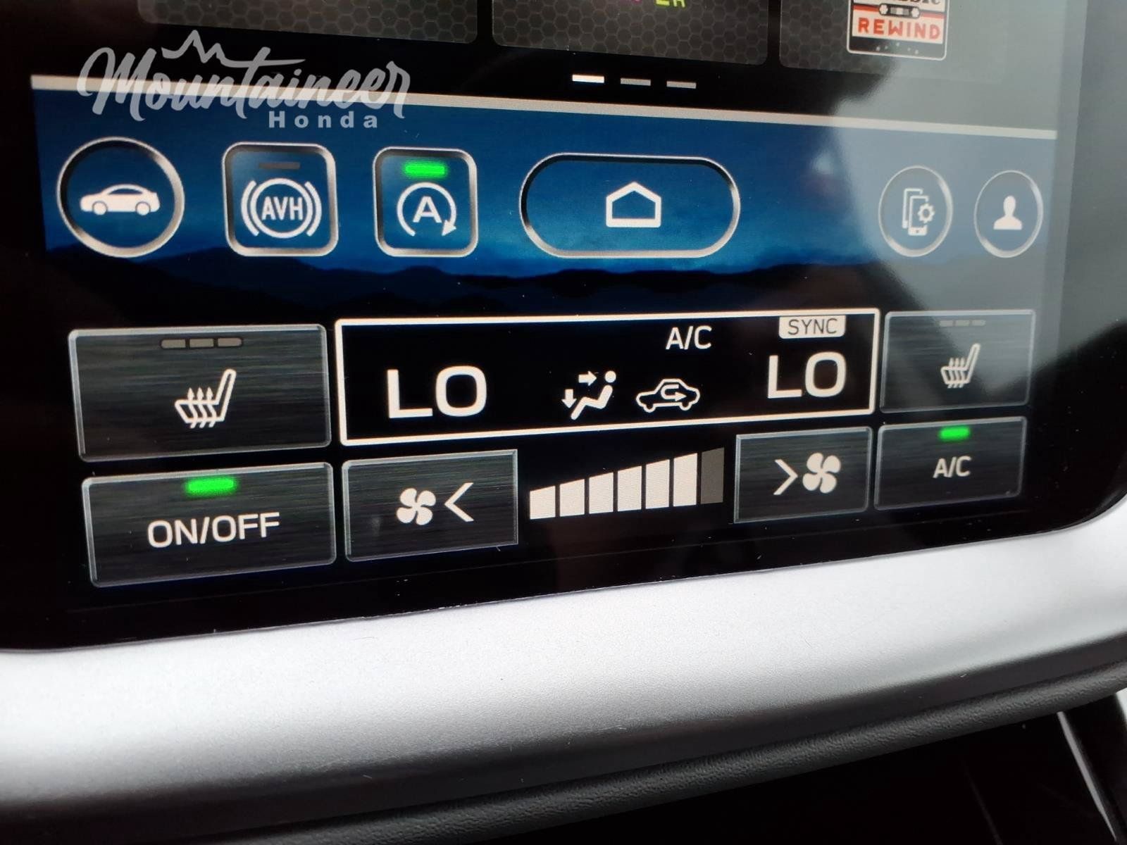 Used 2024 Subaru Legacy Premium AWD/4WD image 28
