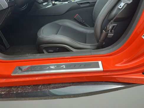 Used 2019 Chevrolet Corvette Grand Sport w/ Grand Sport Heritage Package RWD image 21