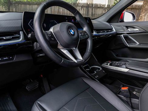 Used 2025 BMW X2 xDrive28i w/ Convenience Package image 7