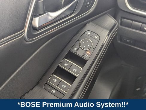 Used 2021 Nissan Rogue Platinum FWD image 18