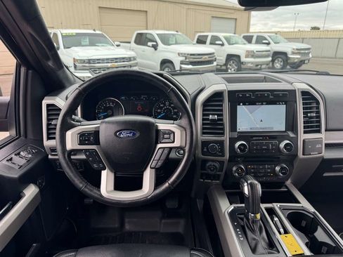 Used 2017 Ford F150 Lariat w/ Equipment Group 502A Luxury AWD/4WD image 23