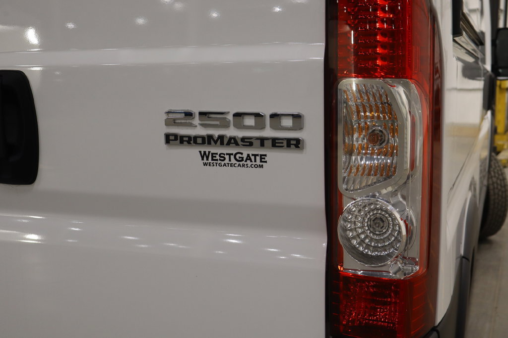 Used 2025 RAM ProMaster 2500 w/ Convenience Group FWD image 34