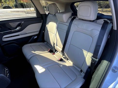 New 2026 Lincoln Corsair Reserve image 10