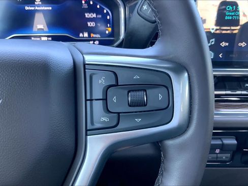Used 2023 Chevrolet Silverado 1500 RST w/ Z71 Off-Road Package AWD/4WD image 25
