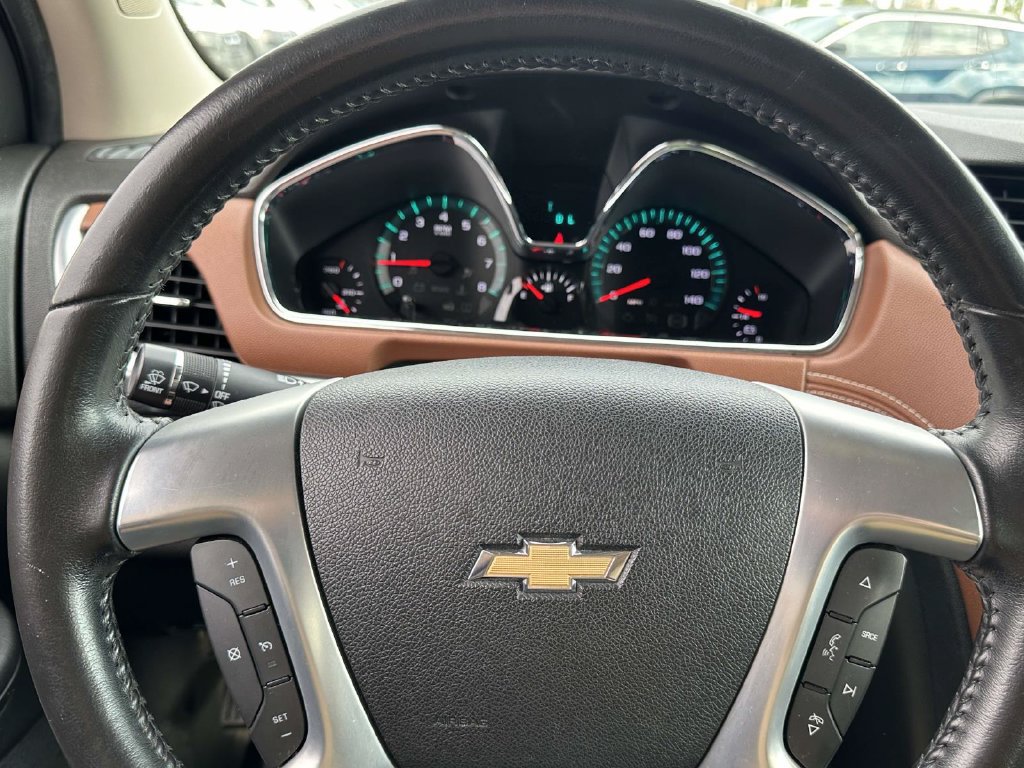 Used 2015 Chevrolet Traverse LT AWD/4WD image 22