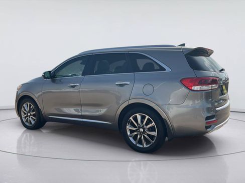 Used 2017 Kia Sorento SX FWD image 5
