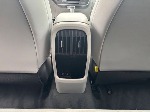 Used 2025 Hyundai Kona SEL image 23