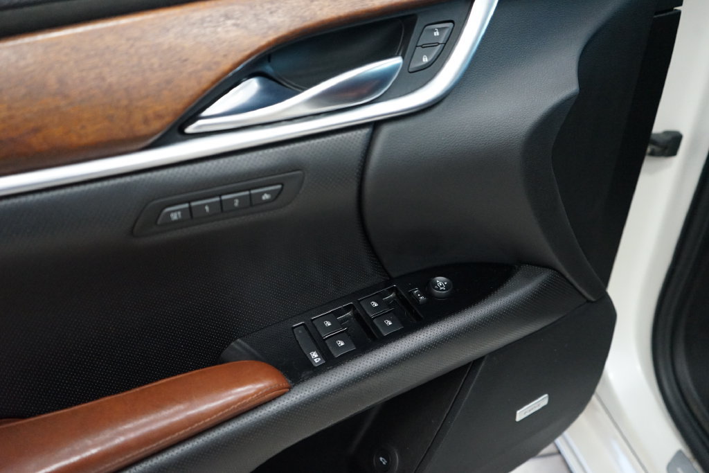 Used 2015 Cadillac XTS Vsport Premium AWD/4WD image 27