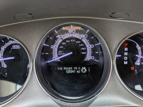 Used 2011 Lincoln MKZ FWD image 17