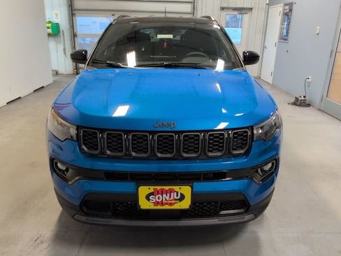 New 2026 Jeep Compass Limited image 8