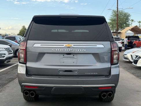 Used 2021 Chevrolet Suburban Premier w/ Premium Package image 8