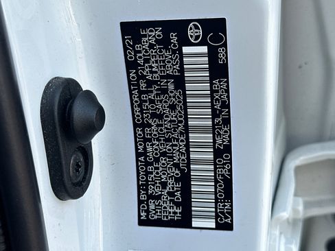 Certified 2021 Toyota Corolla LE w/ Carpet Mat Package (TMS) FWD image 28