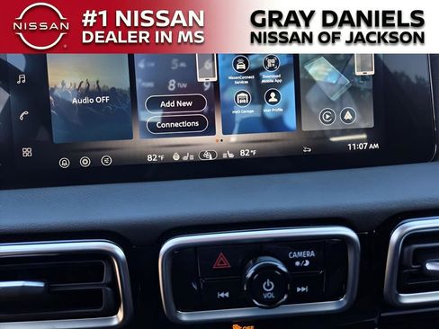 New 2026 Nissan Sentra SR w/ SR Premium Package FWD image 6