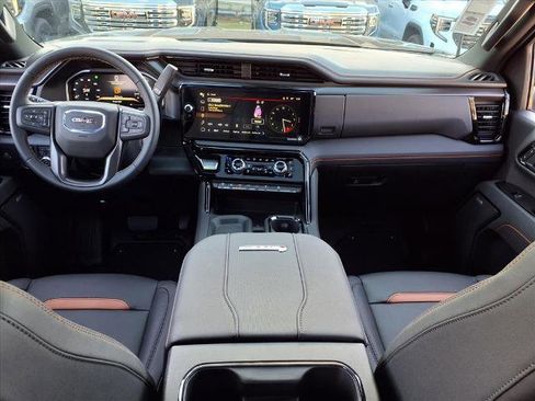 New 2026 GMC Sierra 2500 AT4 w/ AT4 Premium Plus Package image 4