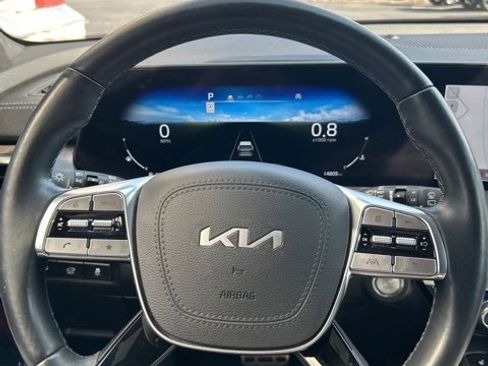 Used 2024 Kia Telluride SX Prestige image 13