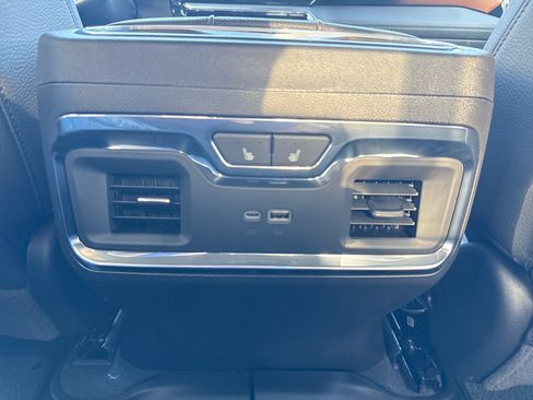 New 2026 GMC Sierra 1500 Denali w/ Denali Reserve Package AWD/4WD image 19
