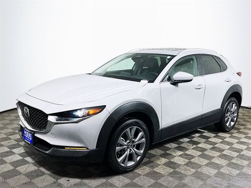 Used 2025 MAZDA CX-30 AWD 2.5 S w/ Preferred Package image 3