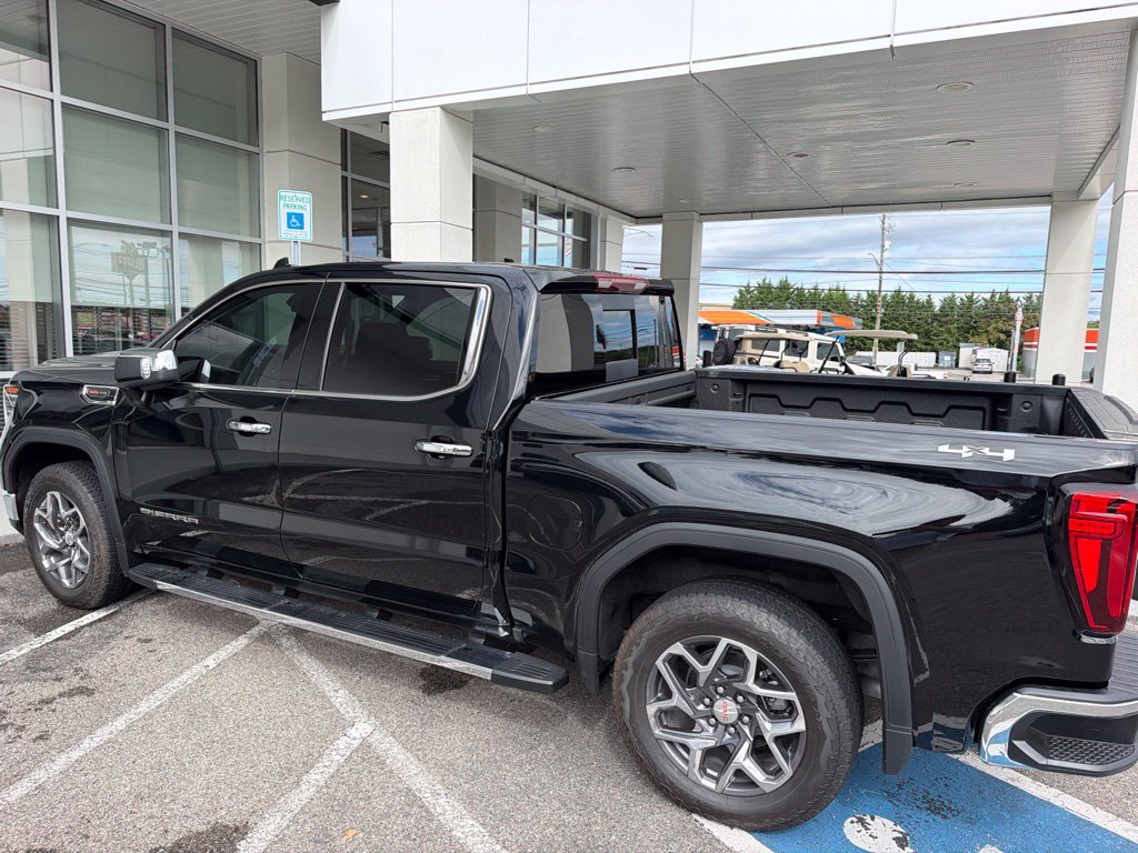 Used 2026 GMC Sierra 1500 SLT w/ SLT Premium Plus Package AWD/4WD image 3