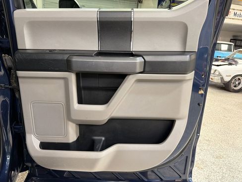 Used 2017 Ford F250 XLT w/ XLT Value Package AWD/4WD image 43