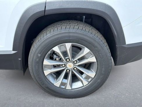 New 2026 Chevrolet Equinox LT FWD image 10