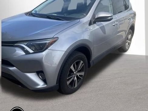 Used 2018 Toyota RAV4 XLE w/ Plus Extra Value Package FWD image 1