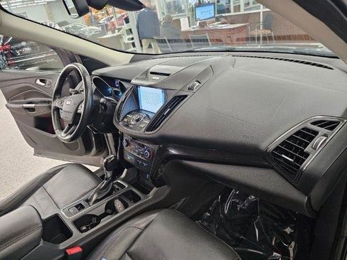 Used 2017 Ford Escape Titanium image 8