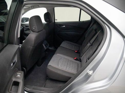 Used 2024 Chevrolet Equinox LT image 24
