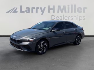 Used 2025 Hyundai Elantra Sport FWD video 1