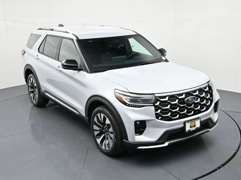 New 2026 Ford Explorer Platinum image 23