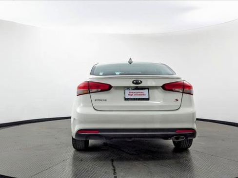 Used 2018 Kia Forte S image 7