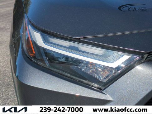 Used 2024 Toyota RAV4 LE image 10