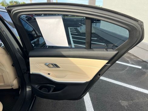 Used 2020 BMW 330i xDrive Sedan w/ Premium Package image 49