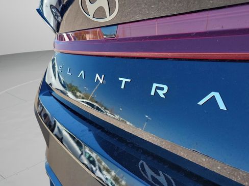 New 2026 Hyundai Elantra SE image 32