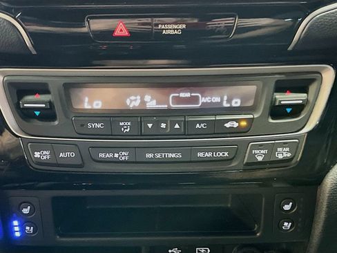 Used 2024 Honda Ridgeline Black Edition image 16