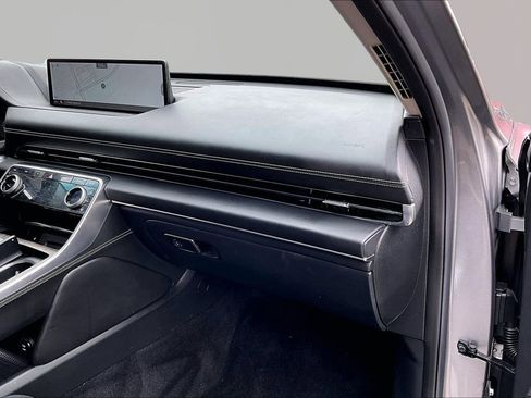 Used 2024 Genesis GV80 2.5T image 20