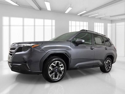 New 2026 Subaru Forester Premium AWD/4WD image 2