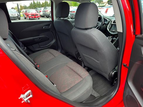 Used 2017 Chevrolet Sonic LT w/ Convenience Package FWD image 20
