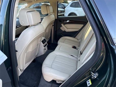 Used 2018 Audi Q5 Prestige w/ Prestige Package image 17