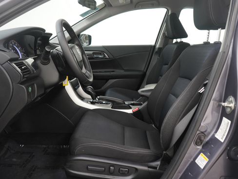 Used 2015 Honda Accord Sport image 21