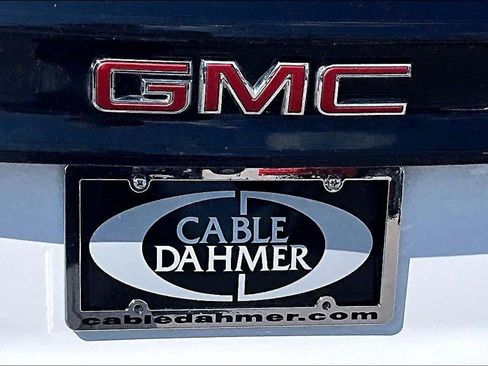 Used 2025 GMC Acadia Elevation AWD/4WD image 30