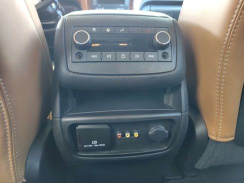 Used 2013 Chevrolet Traverse LT image 14