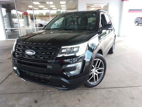 Used 2017 Ford Explorer Sport AWD/4WD image 1