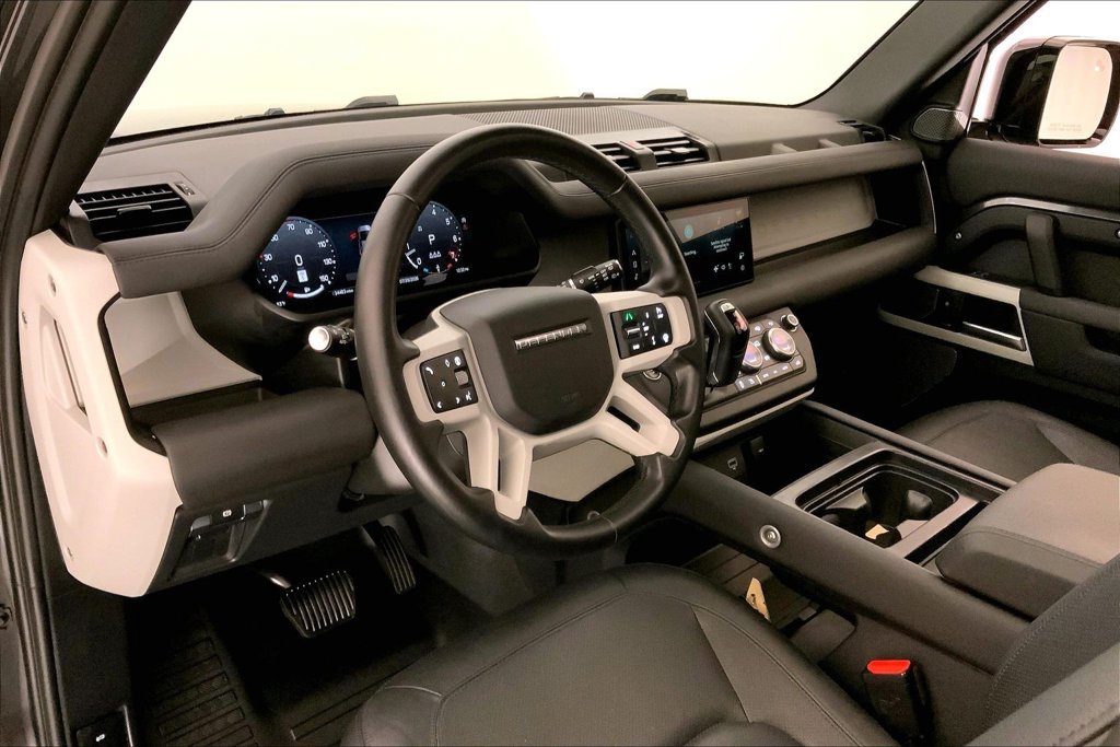 Used 2024 Land Rover Defender 110 S AWD/4WD image 21