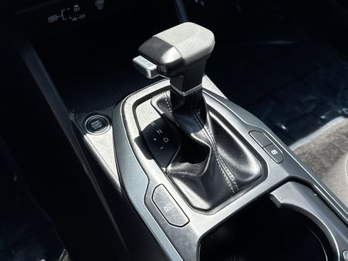 Used 2025 Kia K4 FWD image 18