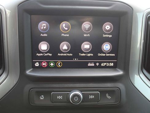 Certified 2021 Chevrolet Silverado 2500 Custom w/ Custom Value Package AWD/4WD image 17