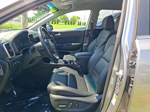 Used 2020 Kia Sportage EX FWD image 12