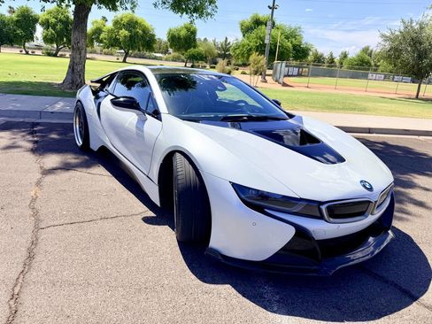 Used 2016 BMW i8 AWD/4WD image 3