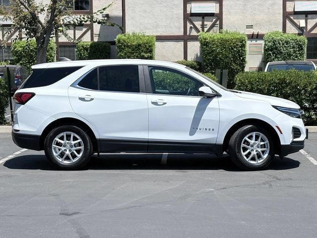 Used 2023 Chevrolet Equinox LT w/ Driver Convenience Package FWD image 4